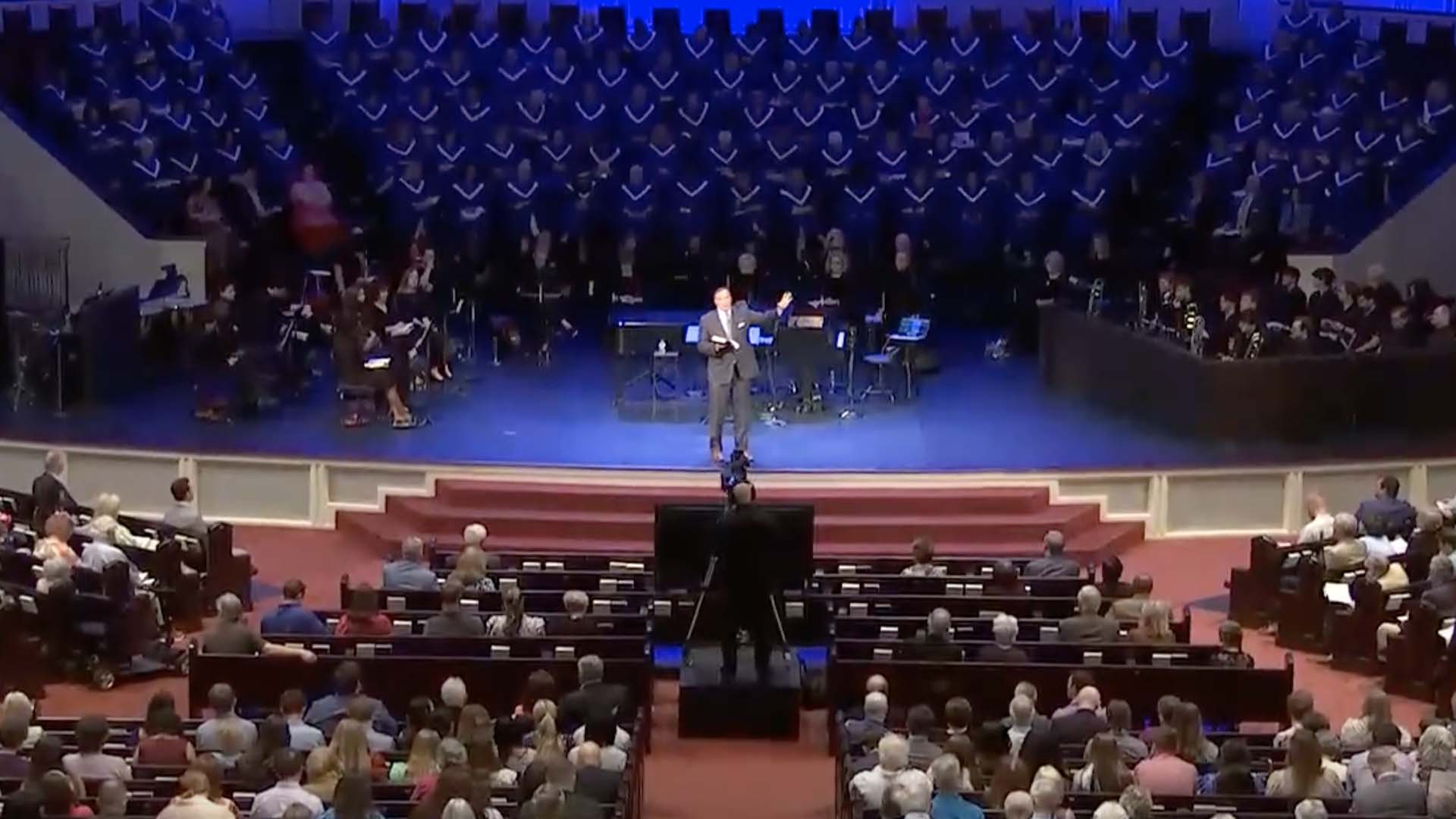 First Baptist Jackson Worship Service Photo